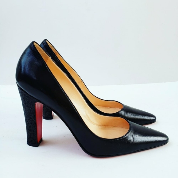 Christian Louboutin Shoes - Christian Louboutin Black Leather Pebbled Heel 39